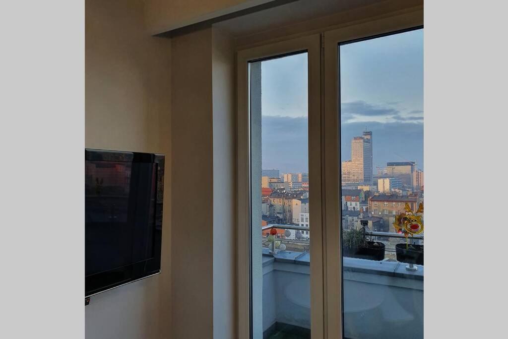 R O M A N T I C City View By Kato Katowice Exteriör bild