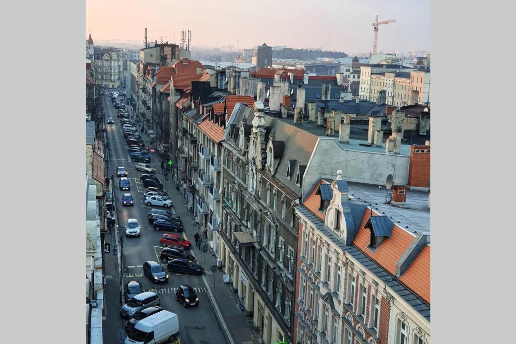 R O M A N T I C City View By Kato Katowice Exteriör bild