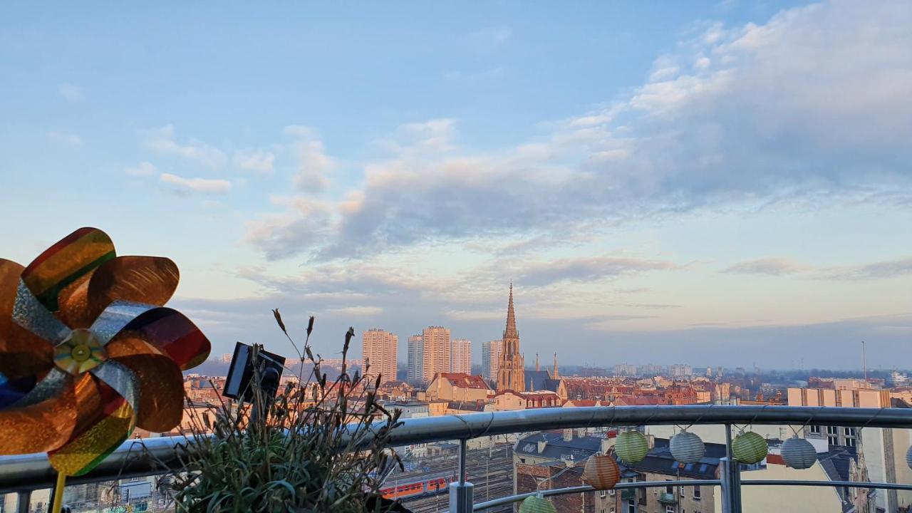 R O M A N T I C City View By Kato Katowice Exteriör bild